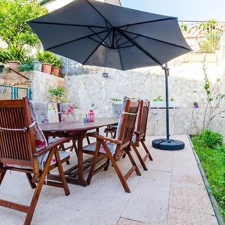 Holiday Avantgarde - Two Bedroom House With Terrace And Sea View